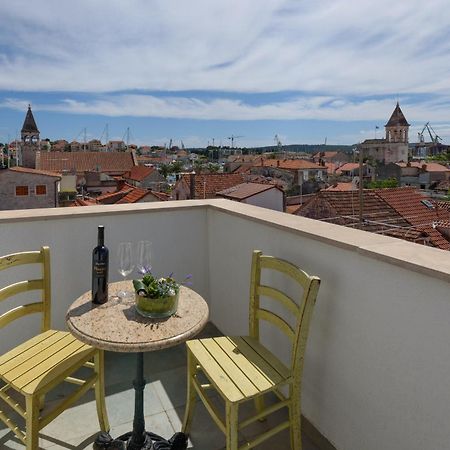 Villa Meri Trogir Bagian luar foto